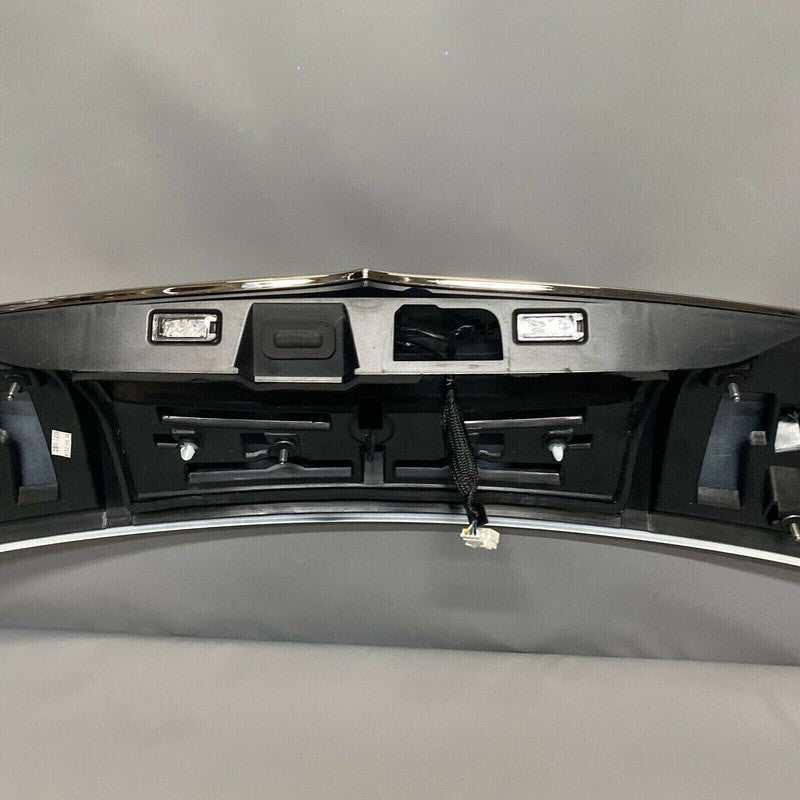 670042733 MASERATI LEVANTE REAR TAILGATE SPOILER 2016 2017 2018 2019 OEM 670042733