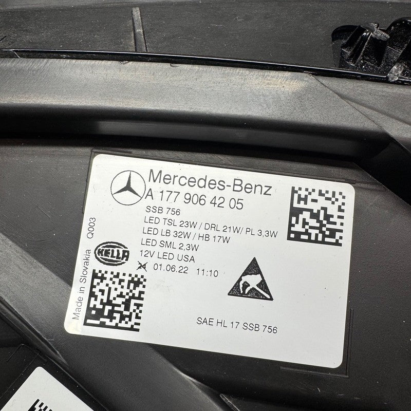 MERCEDES BENZ A220 A250 HEADLIGHT RIGHT PASSENGER 2019-2022 LED OEM A1