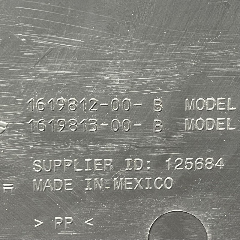 1619812-00-B TESLA MODEL Y WINDSHIELD WINDOW WIPER COWL PANEL 2020 21 22 2023 1619812-00-B