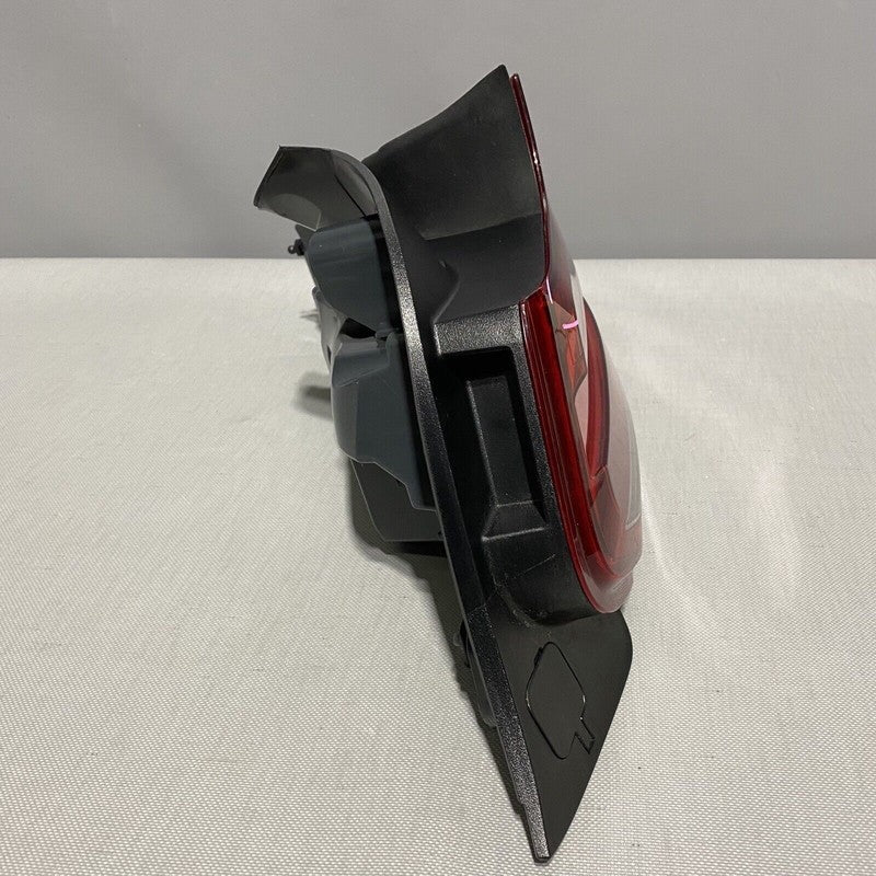 BMW 230 M2 TAIL LIGHT RIGHT PASSENGER LED 9491594 OEM 2018 2019