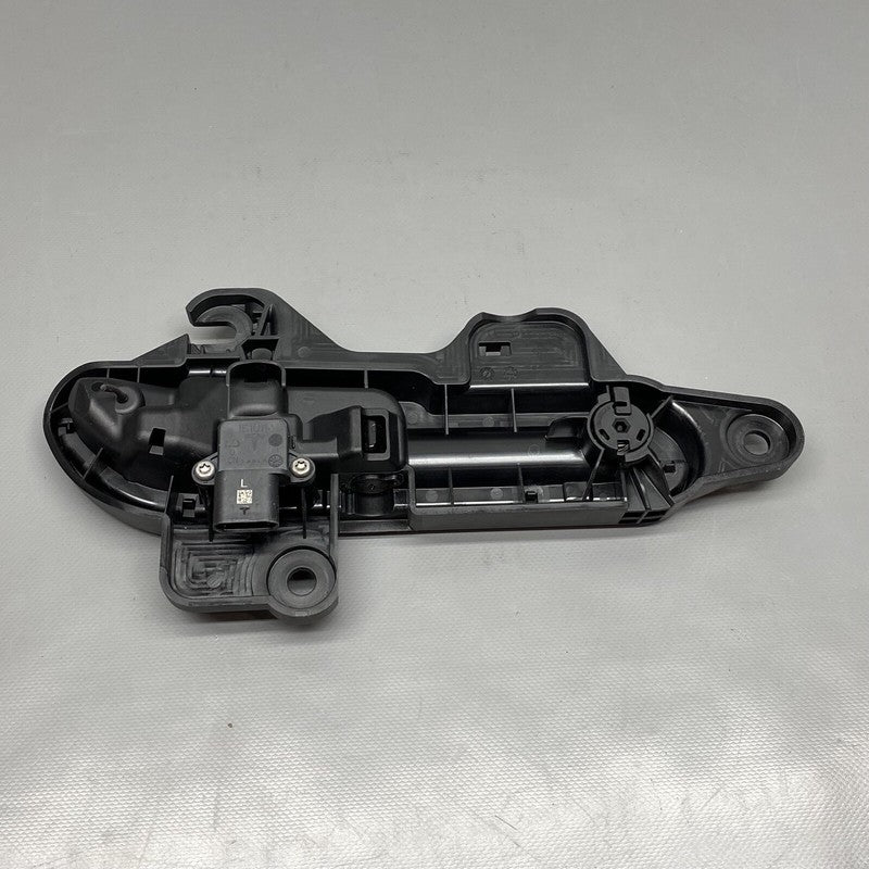 1528114-00-D TESLA MODEL Y 3 DOOR HANDLE LEFT OUTER 2017 2018 2019 2020 2021 2022 OEM