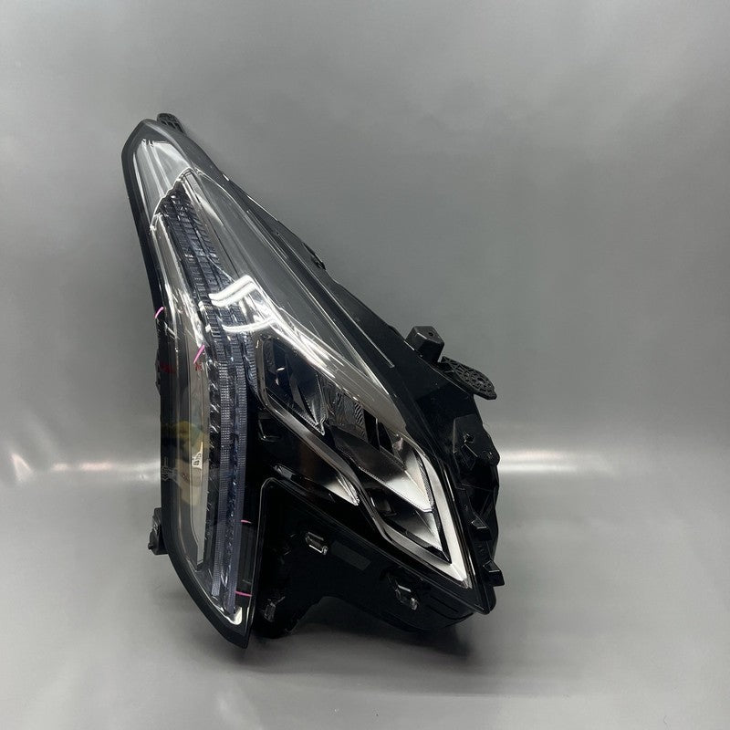 84469440 CADILLAC XTS HEADLIGHT RIGHT PASSENGER 2018 2019 LED OEM 84469440