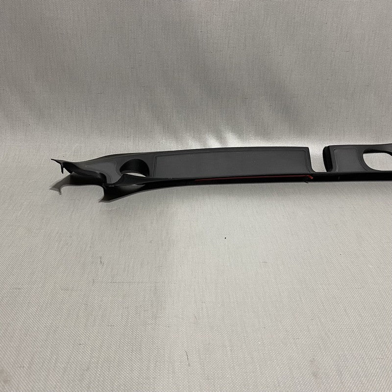 1047885-00-C TESLA MODEL X LIFTGATE TRIM UPPER 1047885-00-C 2016 2017 2018 2019 OEM