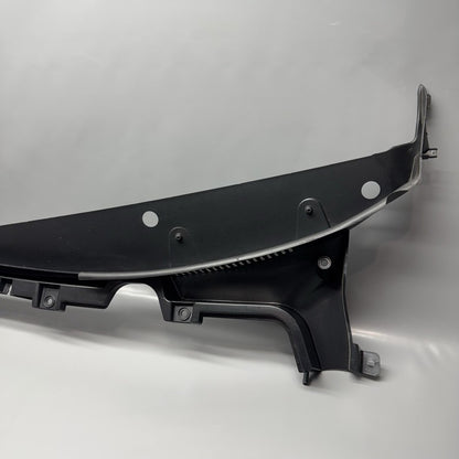 1930440-00-E TESLA MODELY JUNIPER COWL SCREEN COVER 2025 2026 OEM 1930440-00-E