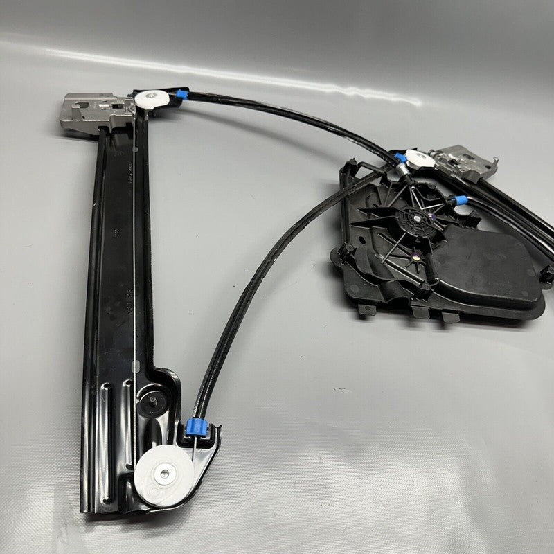 TESLA MODEL 3 WINDOW REGULATOR RIGHT FRONT 2017 2018 2019 2020 1096621