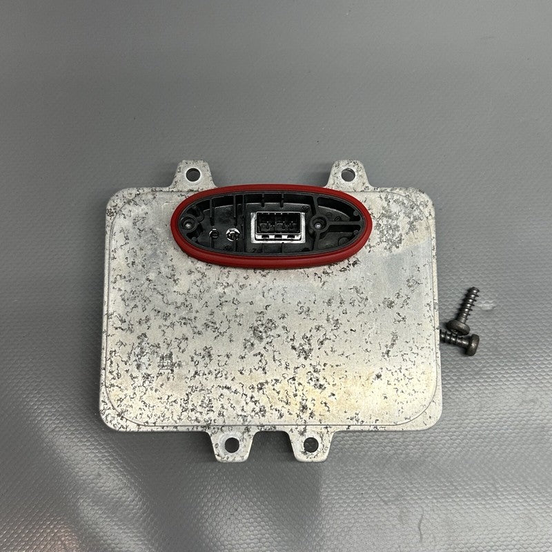 CADILLAC ESCALADE HEADLIGHT MODULE 2007 2008 2009 2010 2011 2012 2013 2014 OEM 