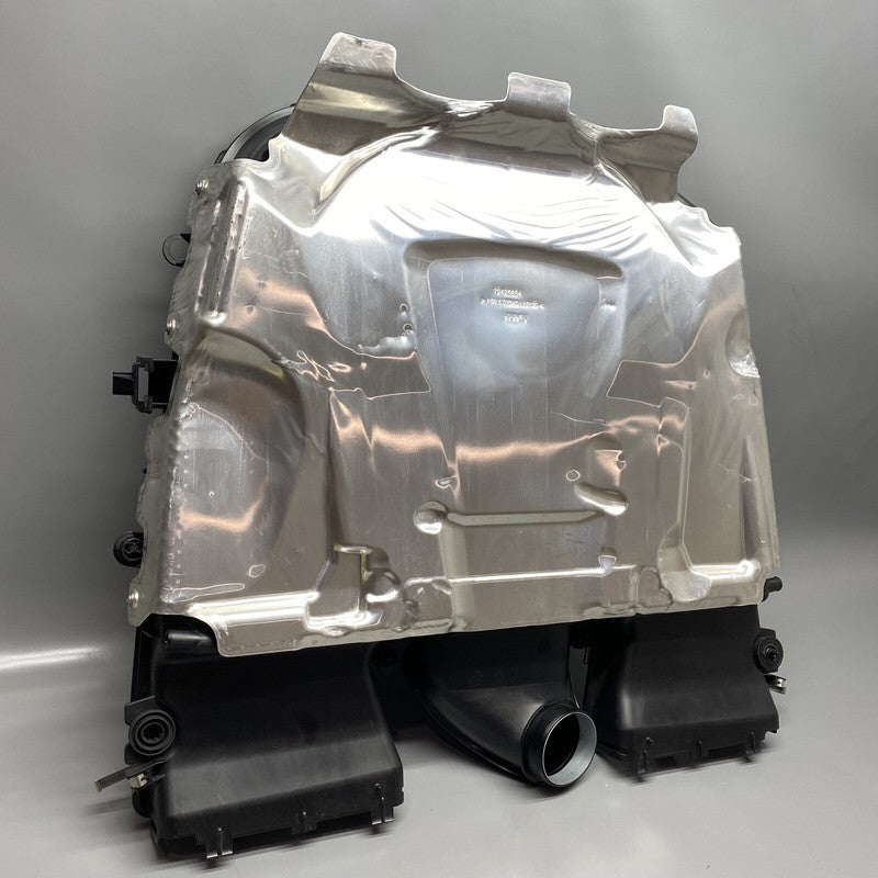 4M0133835G AUDI Q7 AIR CLEANER ASSEMBLY Q8 4M0133835G 2021 2022 OEM