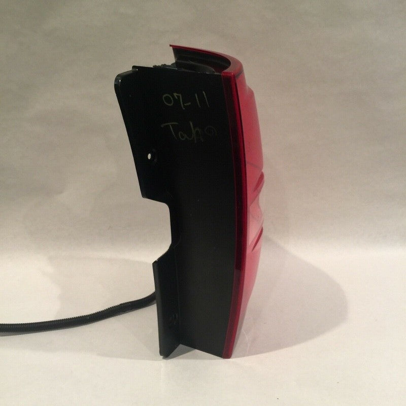 CHEVY TAHOE TAIL LIGHT RIGHT SIDE 2007 2008 2009 2010 2011 2012 2013 2014 OEM