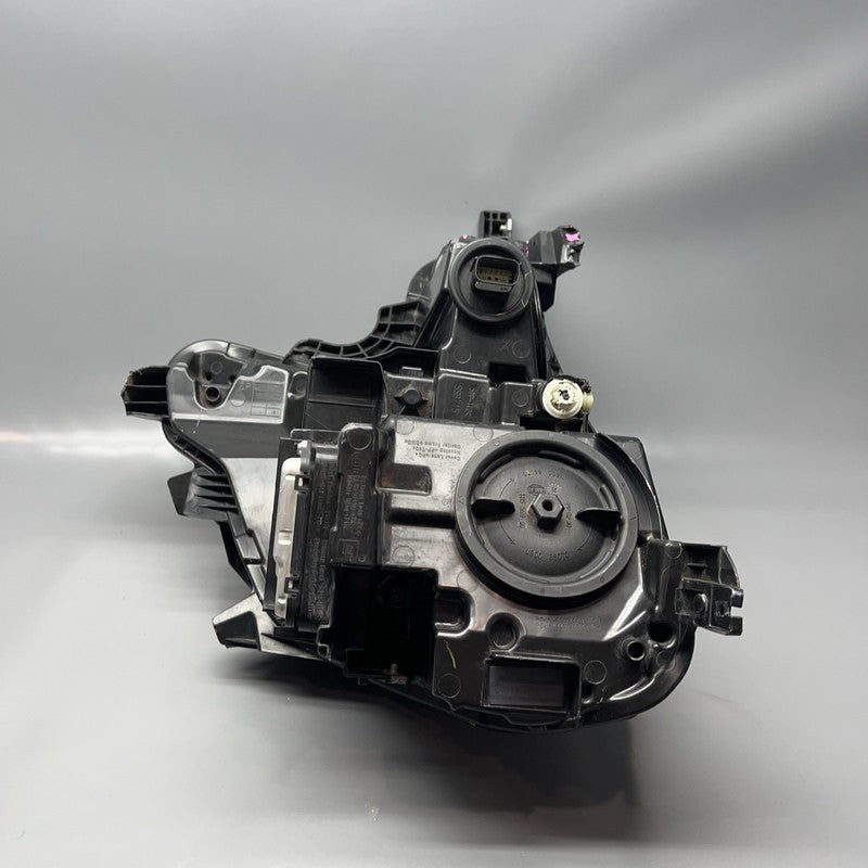 84664074 GMC TERRAIN HEADLIGHT RIGHT PASSENGER XENON 2018 2019 2020 2021 OEM 84664074