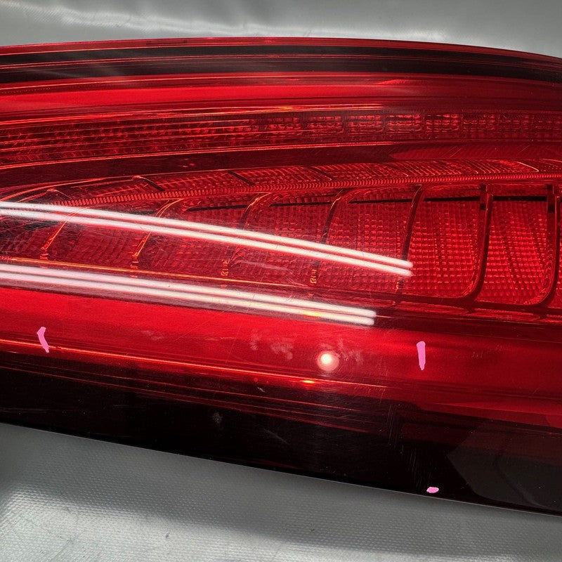 AUDI Q5 TAIL LIGHT RIGHT PASSENGER 2013 2014 2015 2016 2017 LED OEM 8R