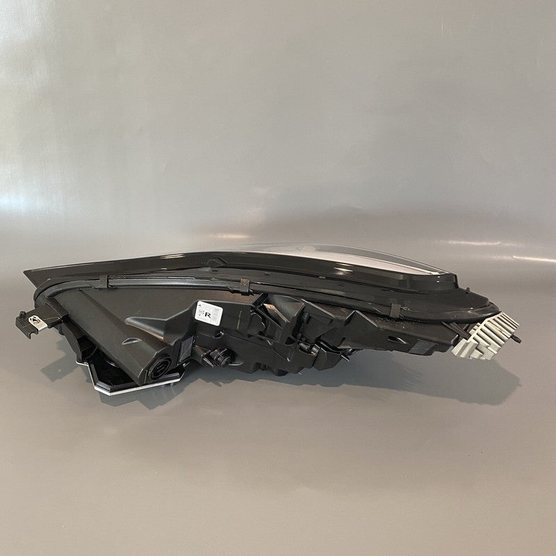 1077372-00-L TESLA MODEL 3 HEADLIGHT RIGHT PASSENGER LED 1077372-00-L 2017 2018 2019 2020 OEM