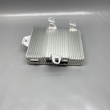 1507152-00-A TESLA MODEL Y AUDIO AMPLIFIER 2020 2021 2022 2023 OEM 1507152-00-A