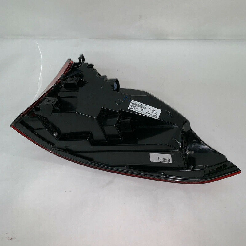 7P5945207H PORSCHE CAYENNE TAIL LIGHT LEFT DRIVER 7P5945207H 2015 2016 LED OEM