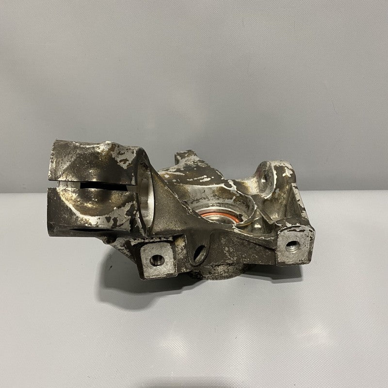 99634165504 PORSCHE 911 CARRERA KNUCKLE HUB LEFT FRONT 99634165504 2001 2002 2003 2004 OEM