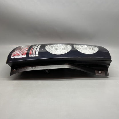 EH22-13405-AA LAND ROVER DISCOVERY 4 TAIL LIGHT LEFT DRIVER EH22-13405-AA 2014 15 2016 DAMAGED