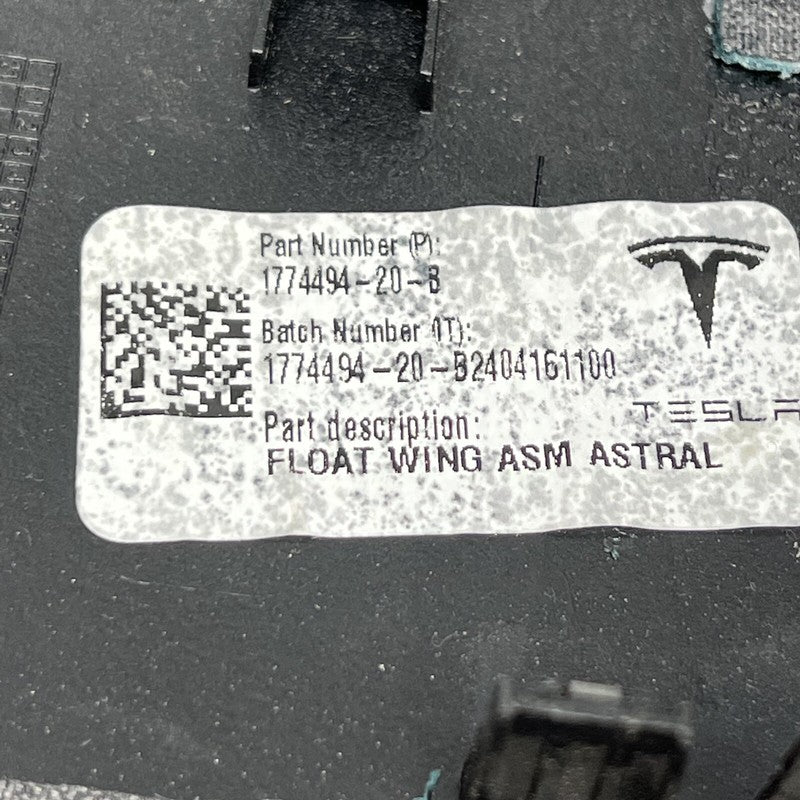 1774494-20-B TESLA MODEL 3 DASHBOARD FLOAT WING 2024 2025 OEM 1774494-20-B
